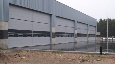 Einbruchhemmende Hangartore – Protec Industrial Doors Abbildung eines einbruchhemmenden Hangartors für Hochsicherheitsanwendungen, geliefert von Protec Industrial Doors